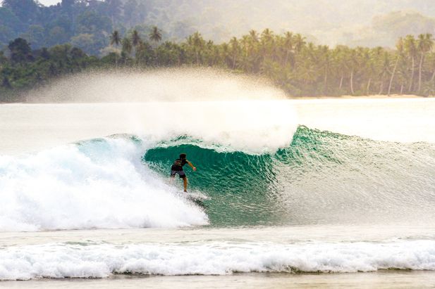 Best surf destinations in Indonesia to visit through boat charters